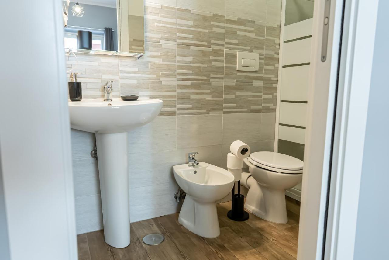 Trastevere Guestrooms روما المظهر الخارجي الصورة